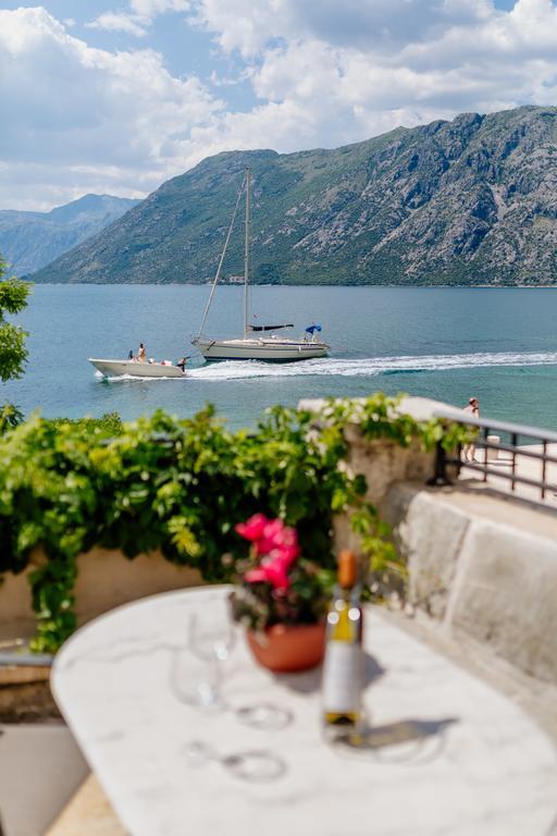 Villa Luxury Stone On The Sea With Private Pool And View Kotor Eksteriør bilde